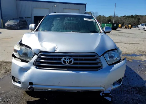 2010 Toyota Highlander Base из США, поврежденный, VIN 5TDBK3EH6AS019301